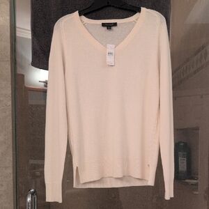 NWT Ann Taylor Cashmere Soft Cream V-Neck Sweater